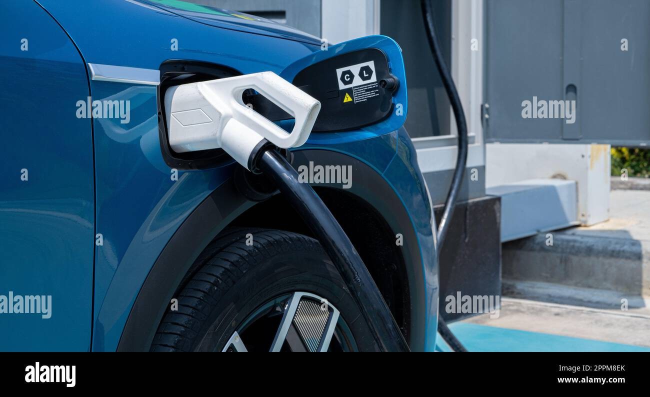 康普利汽車(chē)充電樁與同行的差異化競(jìng)爭(zhēng)優(yōu)勢(shì)