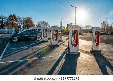 康普利汽車(chē)充電樁：性能價(jià)格平衡點(diǎn)的探索