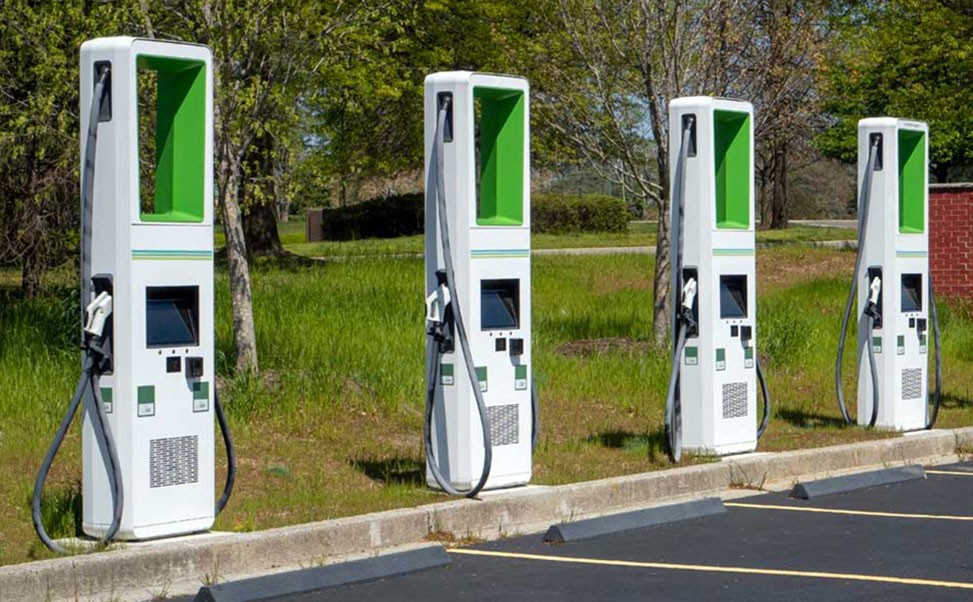 汽車充電樁技術創(chuàng)新的行業(yè)危害